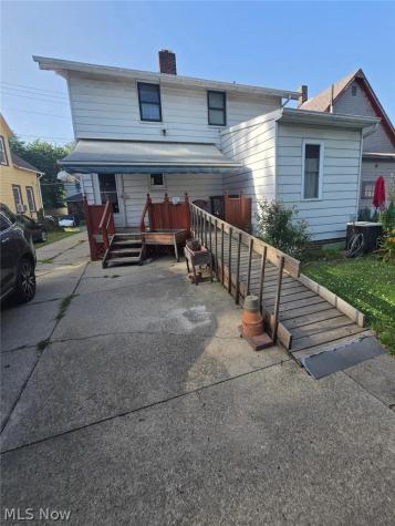 3105 Searsdale Avenue Cleveland OH 44109