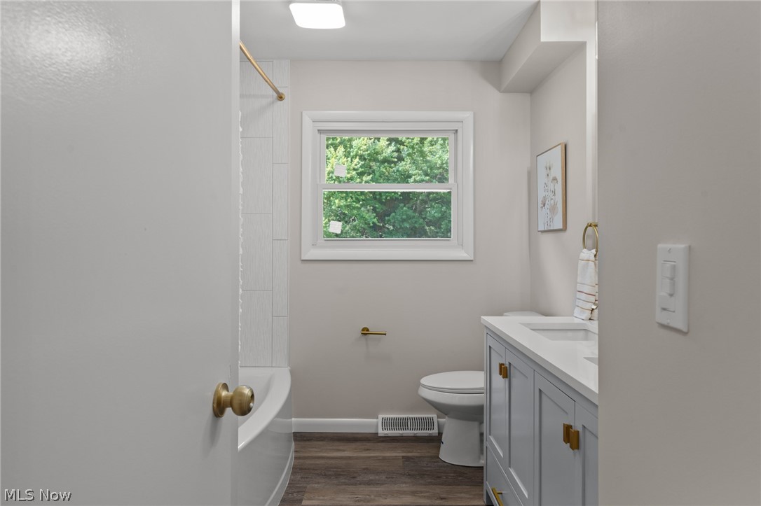 1709 Berna Road Green OH 44312