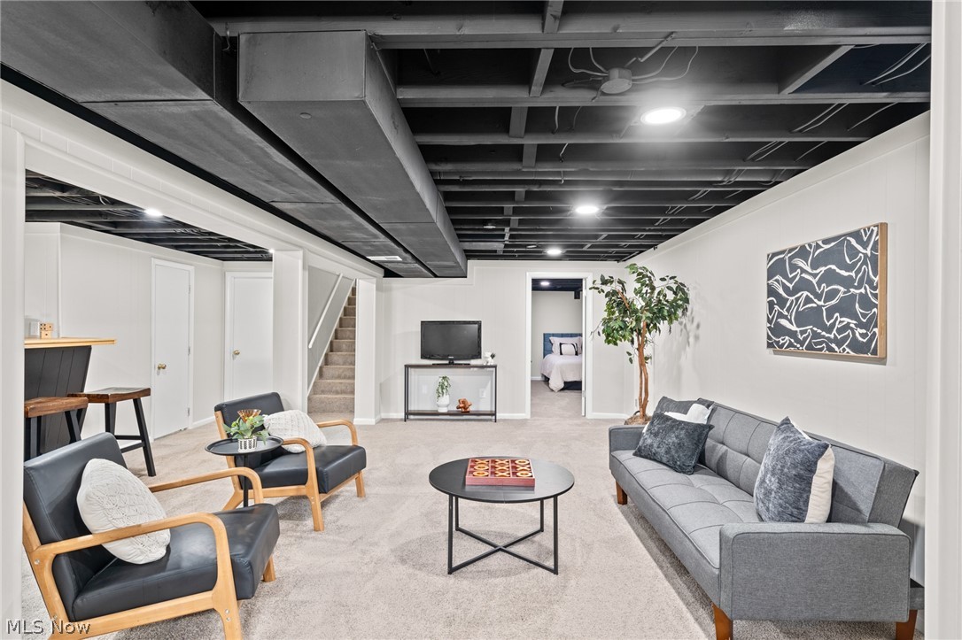 1709 Berna Road Green OH 44312