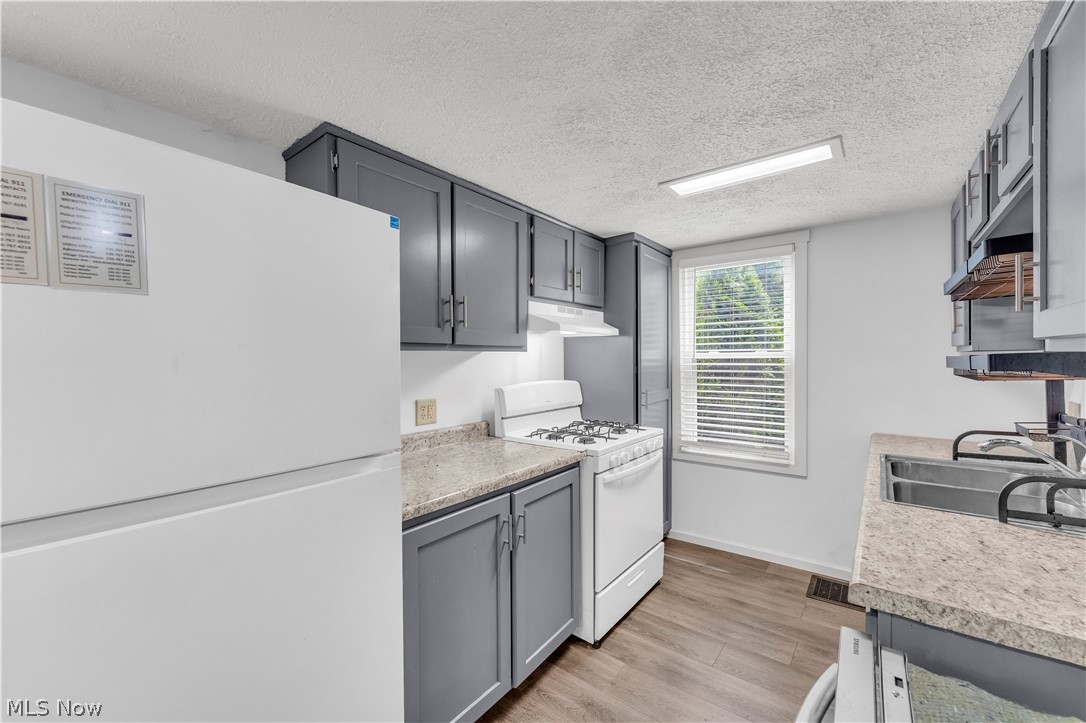 265 Main Street SE Brewster OH 44613