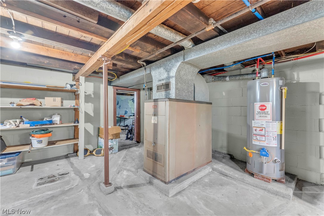 265 Main Street SE Brewster OH 44613