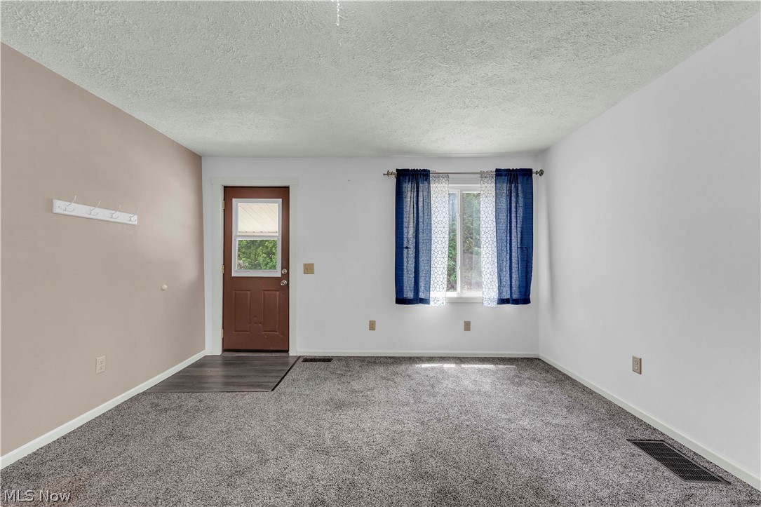 265 Main Street SE Brewster OH 44613
