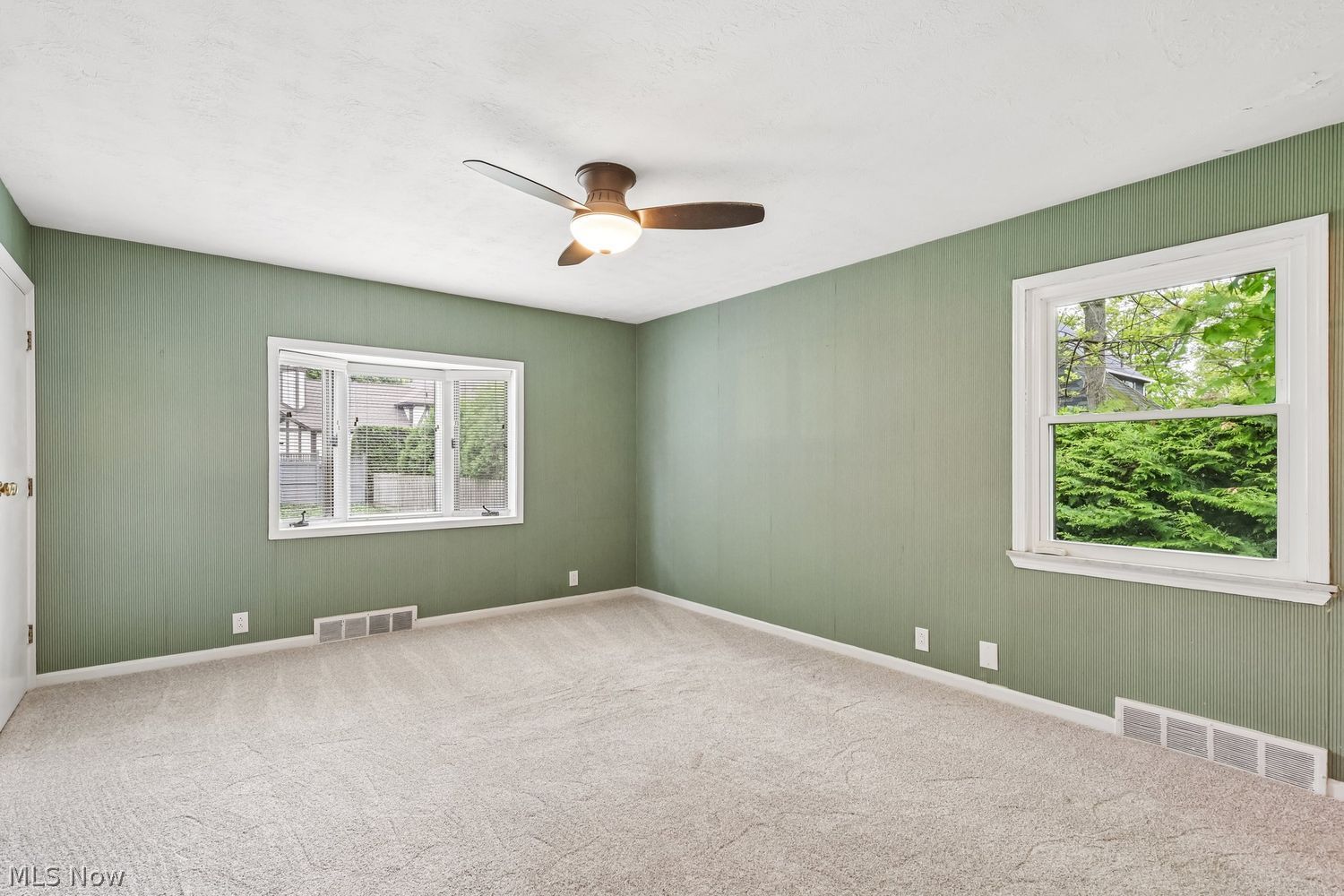 894 Westgrove Road Akron OH 44303