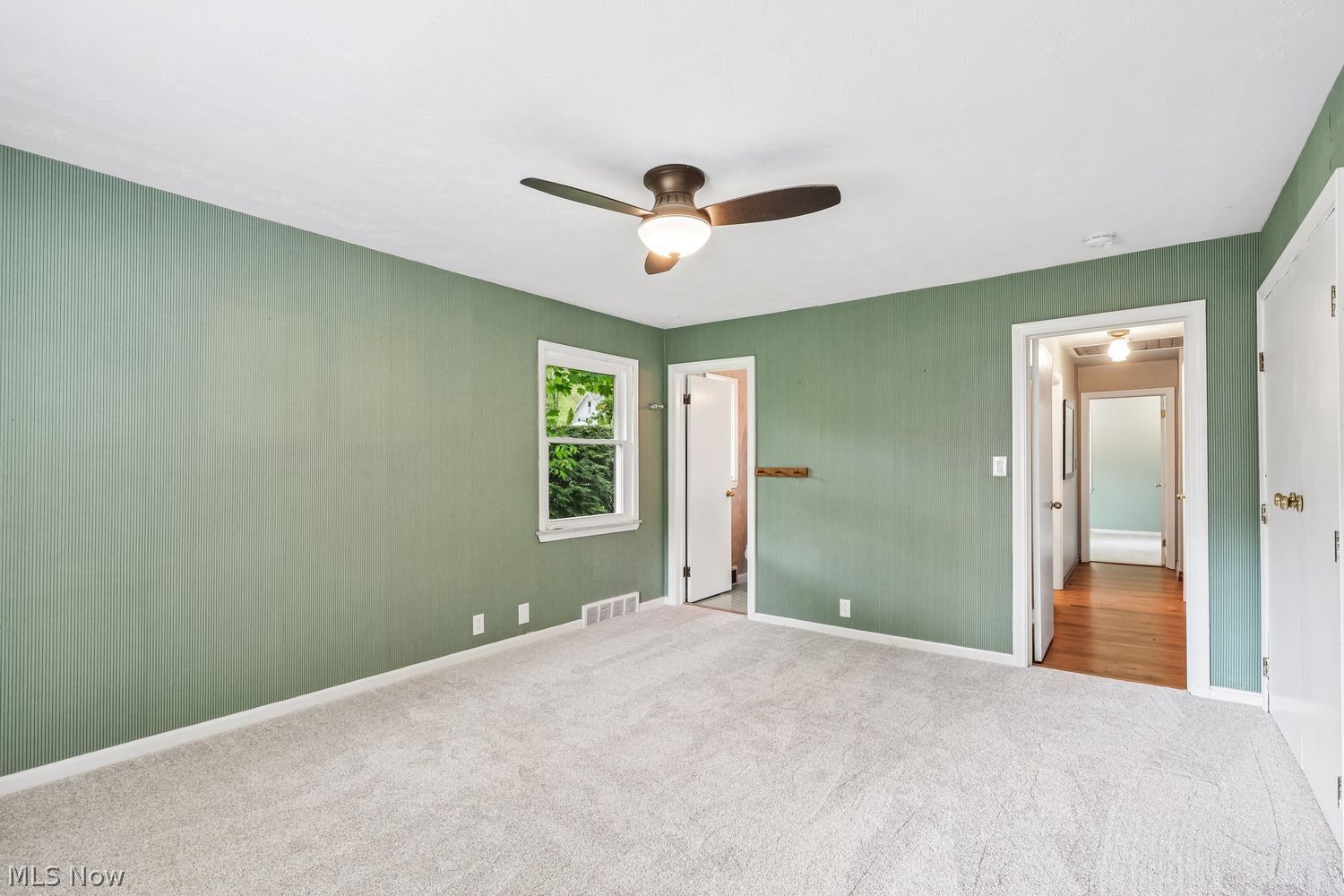 894 Westgrove Road Akron OH 44303