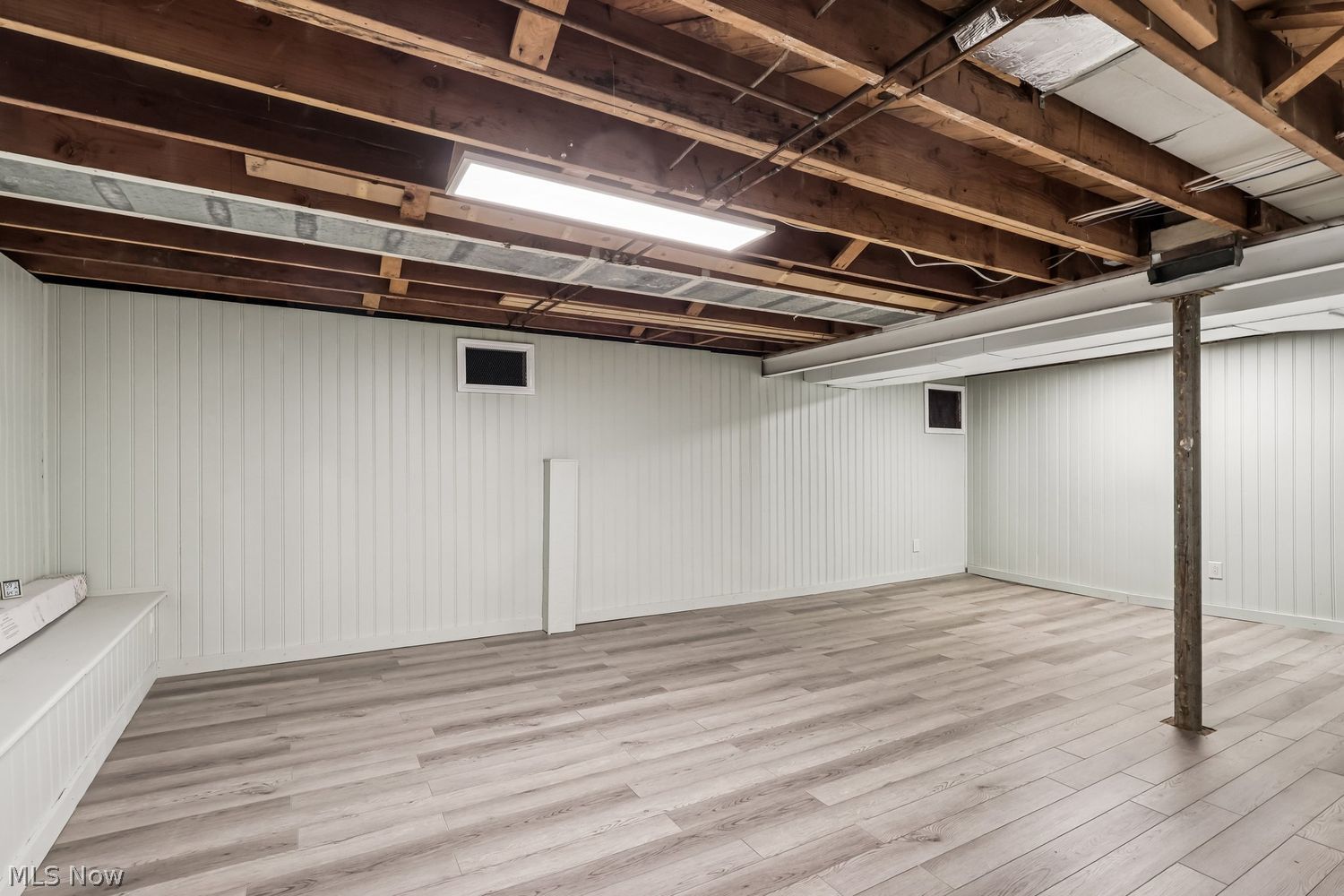 894 Westgrove Road Akron OH 44303
