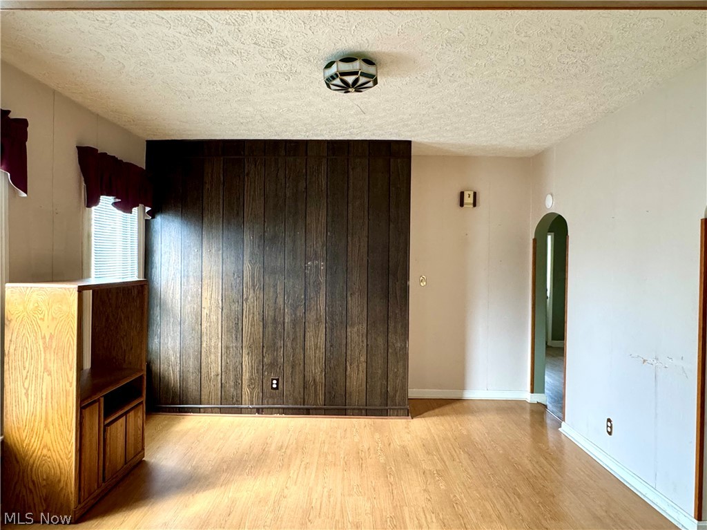 1011 Adams Street Coshocton OH 43812