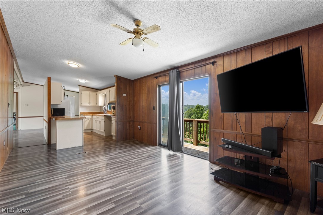 41468 Lane Scool Road Beallsville OH 43716