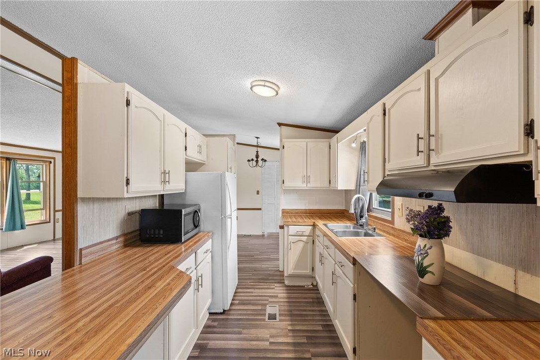 41468 Lane Scool Road Beallsville OH 43716