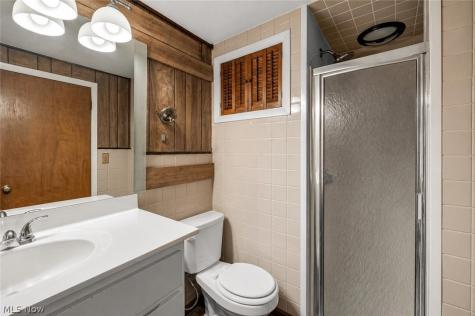 5026 Lear Nagle Road North Ridgeville OH 44039