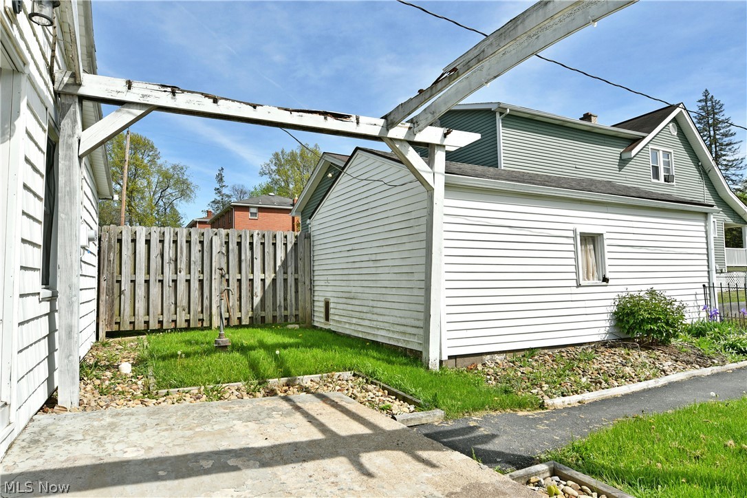 190 Meadowbrook Avenue Youngstown OH 44512