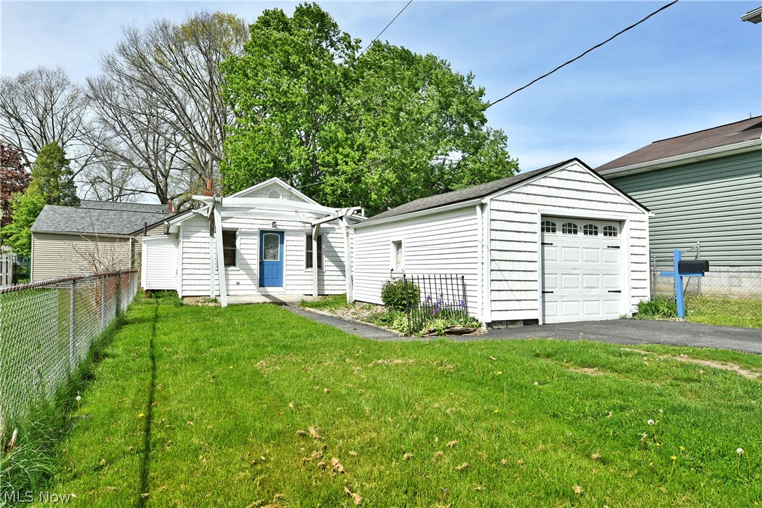 190 Meadowbrook Avenue Youngstown OH 44512