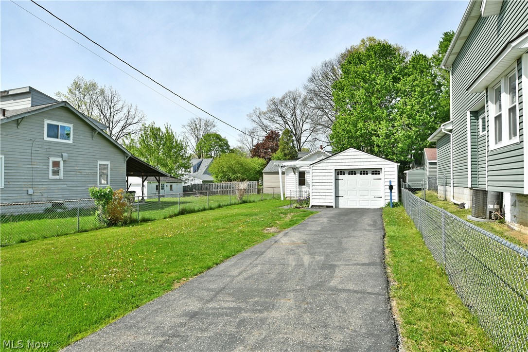 190 Meadowbrook Avenue Youngstown OH 44512