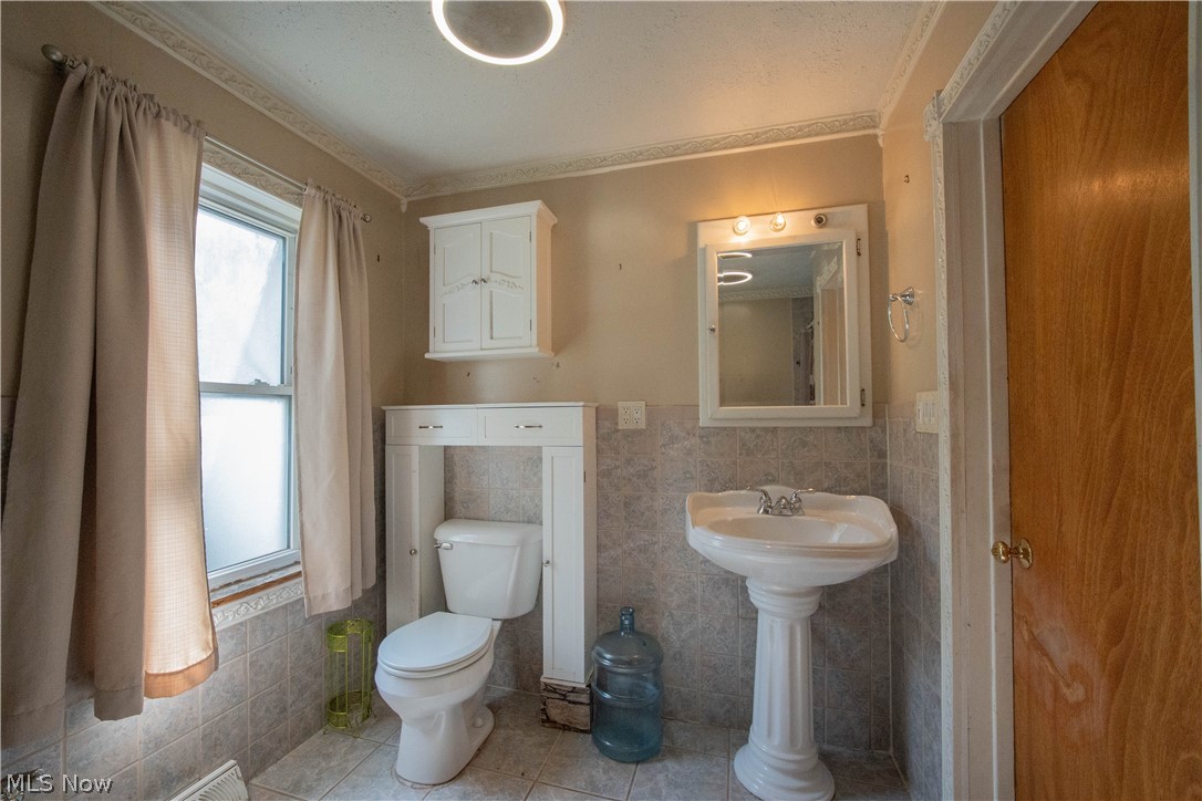 17 Parkview Drive Conneaut OH 44030
