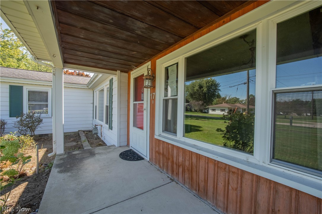 17 Parkview Drive Conneaut OH 44030