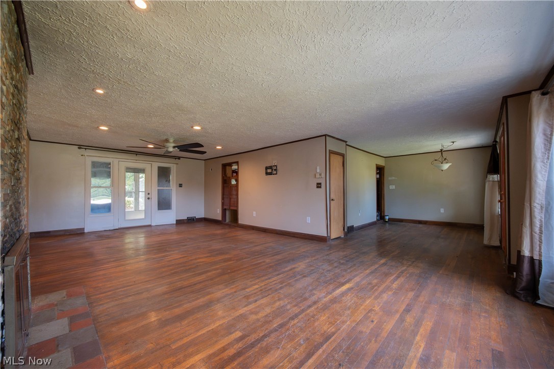 17 Parkview Drive Conneaut OH 44030
