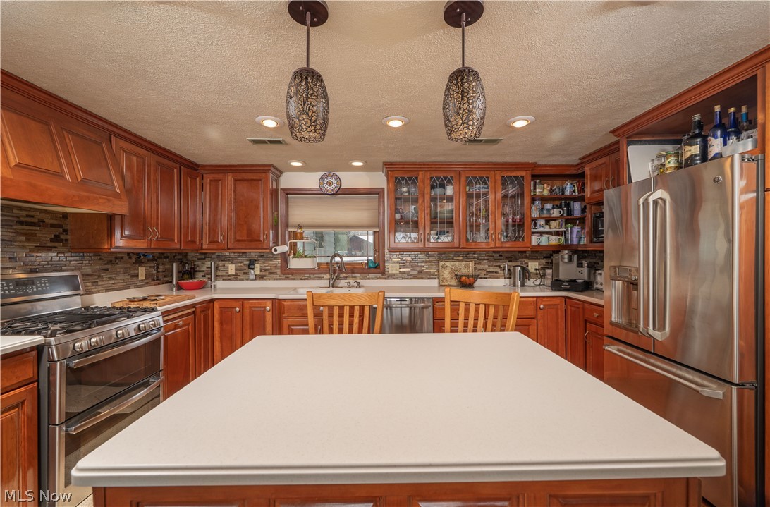 2023 Lakewood Road SW Sherrodsville OH 44675