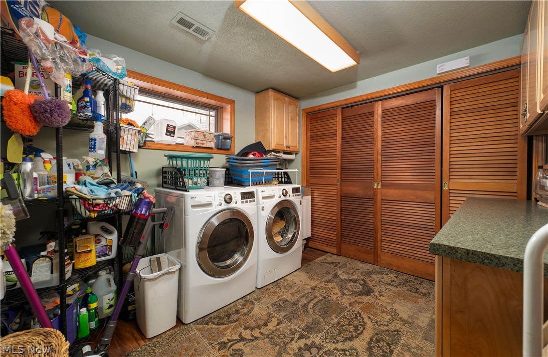 2023 Lakewood Road SW Sherrodsville OH 44675