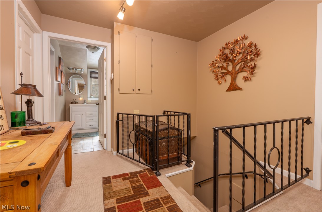 2023 Lakewood Road SW Sherrodsville OH 44675