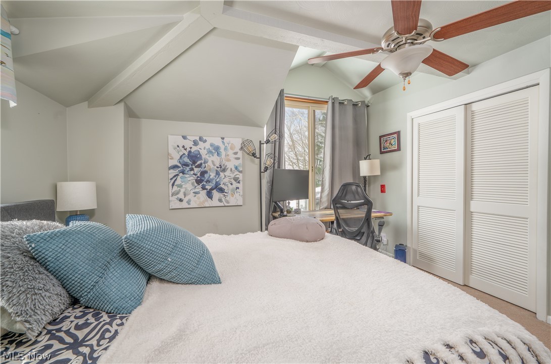 2023 Lakewood Road SW Sherrodsville OH 44675