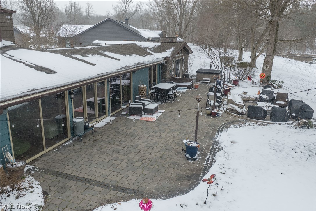 2023 Lakewood Road SW Sherrodsville OH 44675