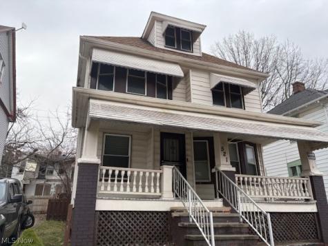 521 E 112th Street Cleveland OH 44108