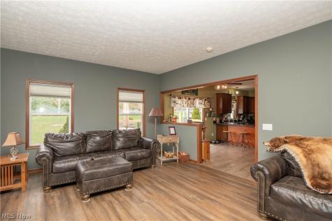 3556 Blake Road Seville OH 44273