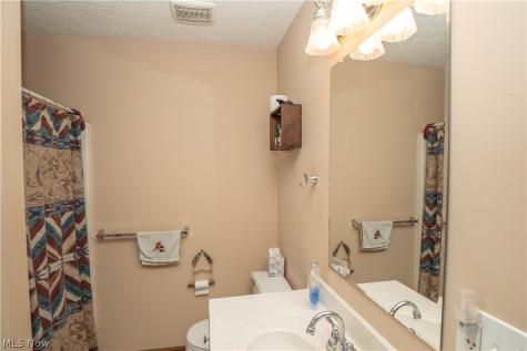 3556 Blake Road Seville OH 44273