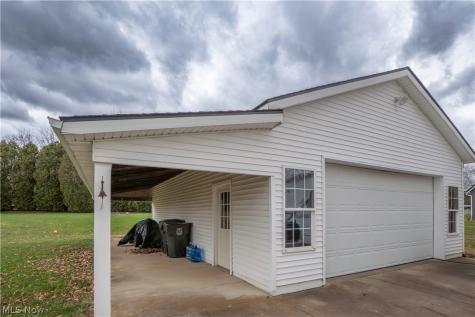 3556 Blake Road Seville OH 44273