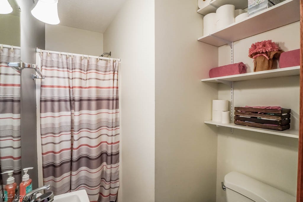 115 Sabetha Place Akron OH 44313