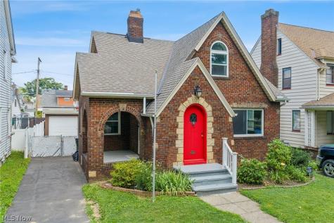 3755 Washington Park Boulevard Newburgh Heights OH 44105