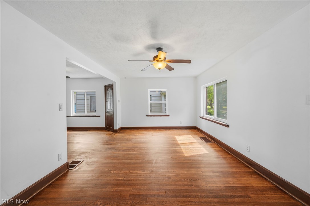 3755 Washington Park Boulevard Newburgh Heights OH 44105