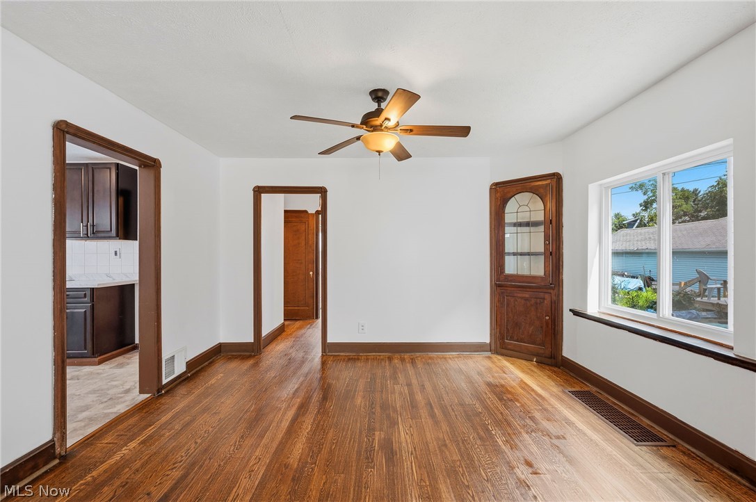 3755 Washington Park Boulevard Newburgh Heights OH 44105
