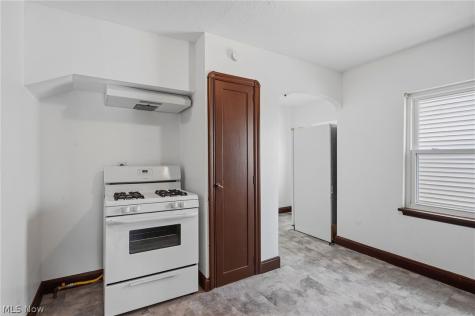 3755 Washington Park Boulevard Newburgh Heights OH 44105