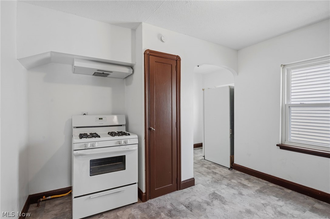 3755 Washington Park Boulevard Newburgh Heights OH 44105
