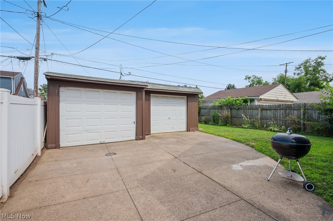 3755 Washington Park Boulevard Newburgh Heights OH 44105