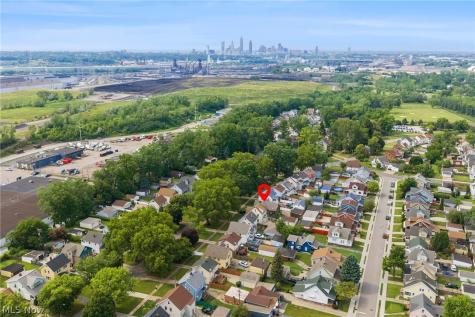 3755 Washington Park Boulevard Newburgh Heights OH 44105