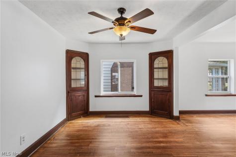 3755 Washington Park Boulevard Newburgh Heights OH 44105