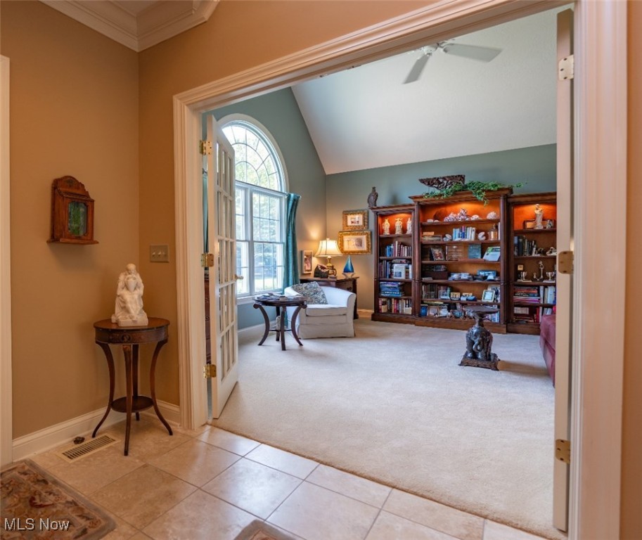 95 Nantucket Court Bratenahl OH 44108