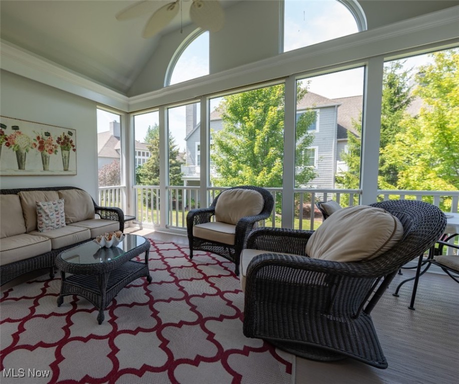 95 Nantucket Court Bratenahl OH 44108