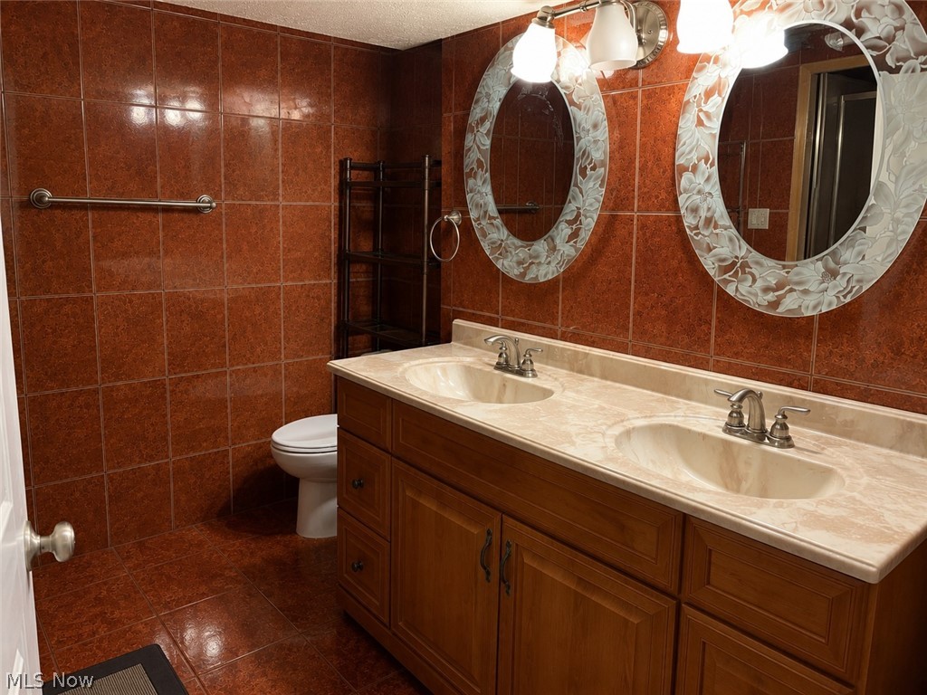 6444 Schaaf Drive Brook Park OH 44142
