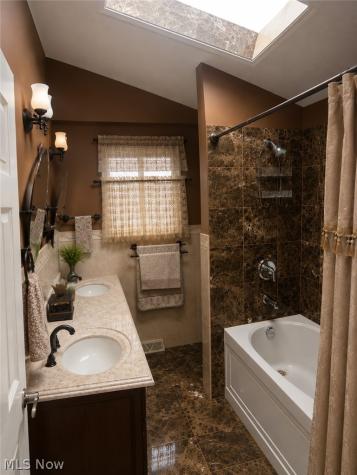 6444 Schaaf Drive Brook Park OH 44142