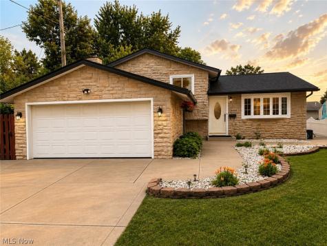 6444 Schaaf Drive Brook Park OH 44142