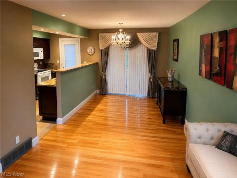 6444 Schaaf Drive Brook Park OH 44142