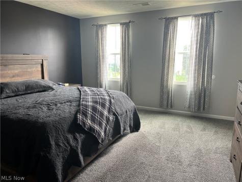 3915 Higgins Drive Norton OH 44203