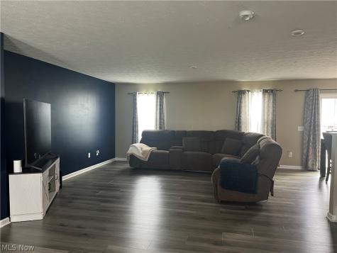 3915 Higgins Drive Norton OH 44203