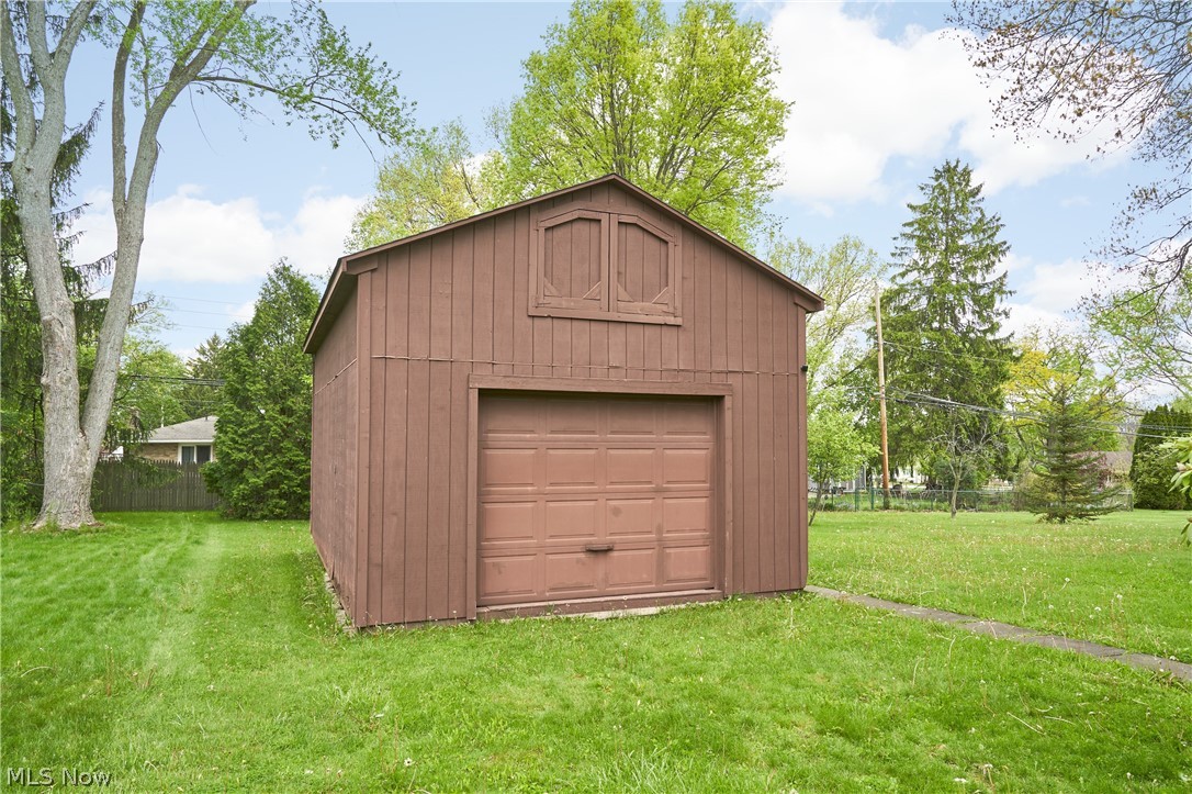 639 N Azalea Boulevard Barberton OH 44203