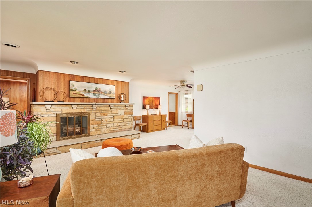 639 N Azalea Boulevard Barberton OH 44203