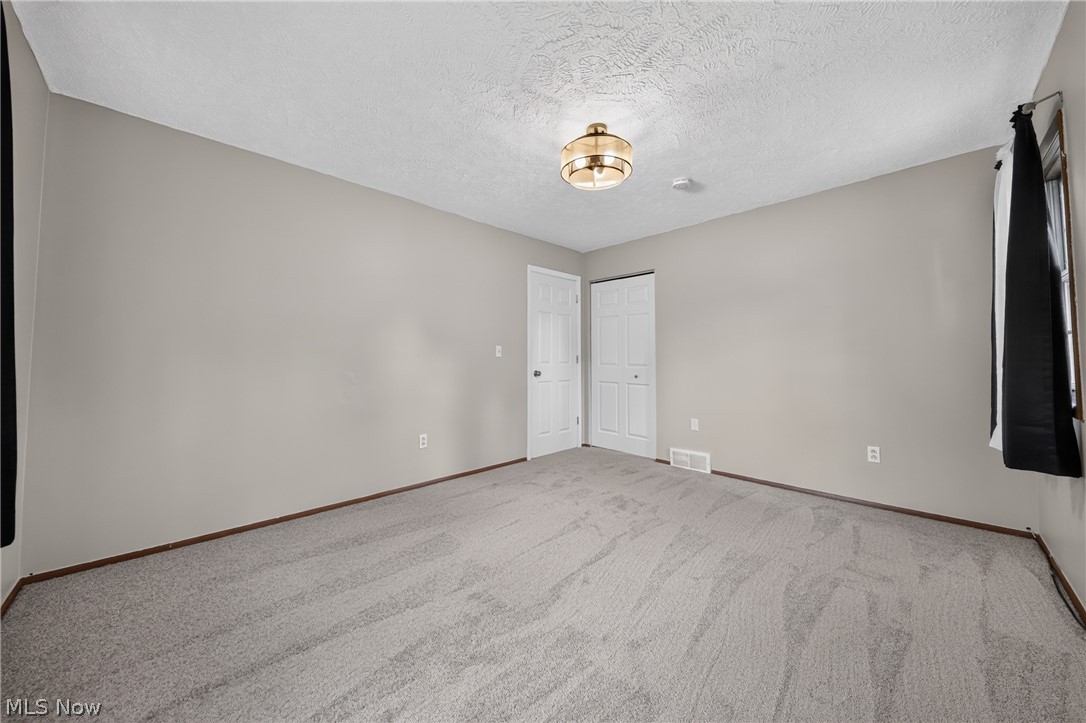 90 Meadowridge Drive Geneva OH 44041