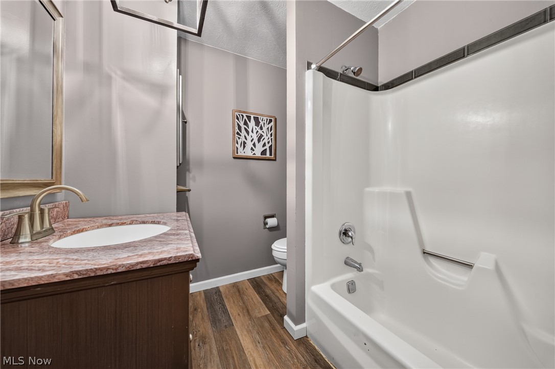 90 Meadowridge Drive Geneva OH 44041