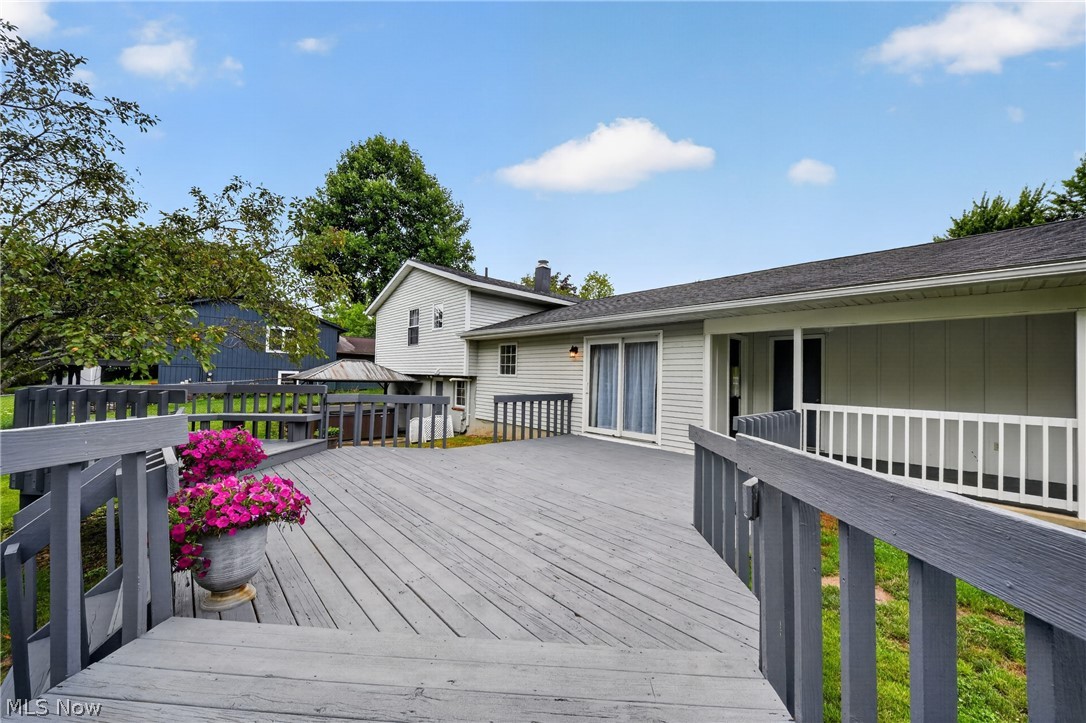 90 Meadowridge Drive Geneva OH 44041